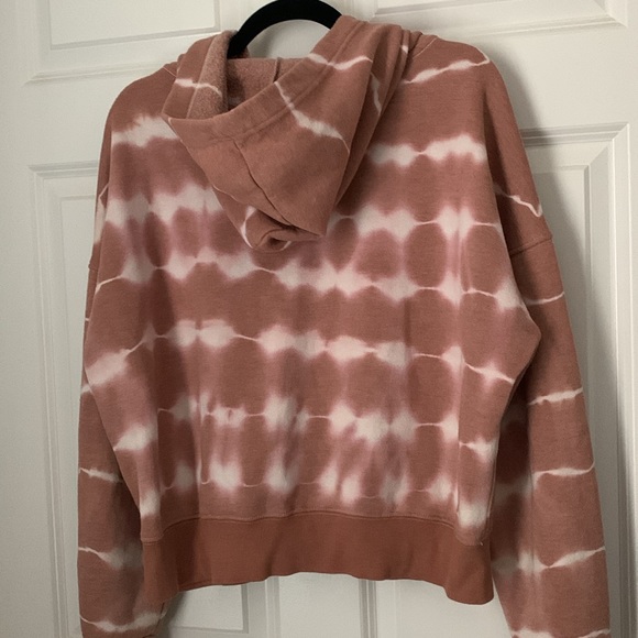 Free People FP Movement Tie Dye Believer cropped hooded sweatshirt in Fireside - Picture 6 of 6